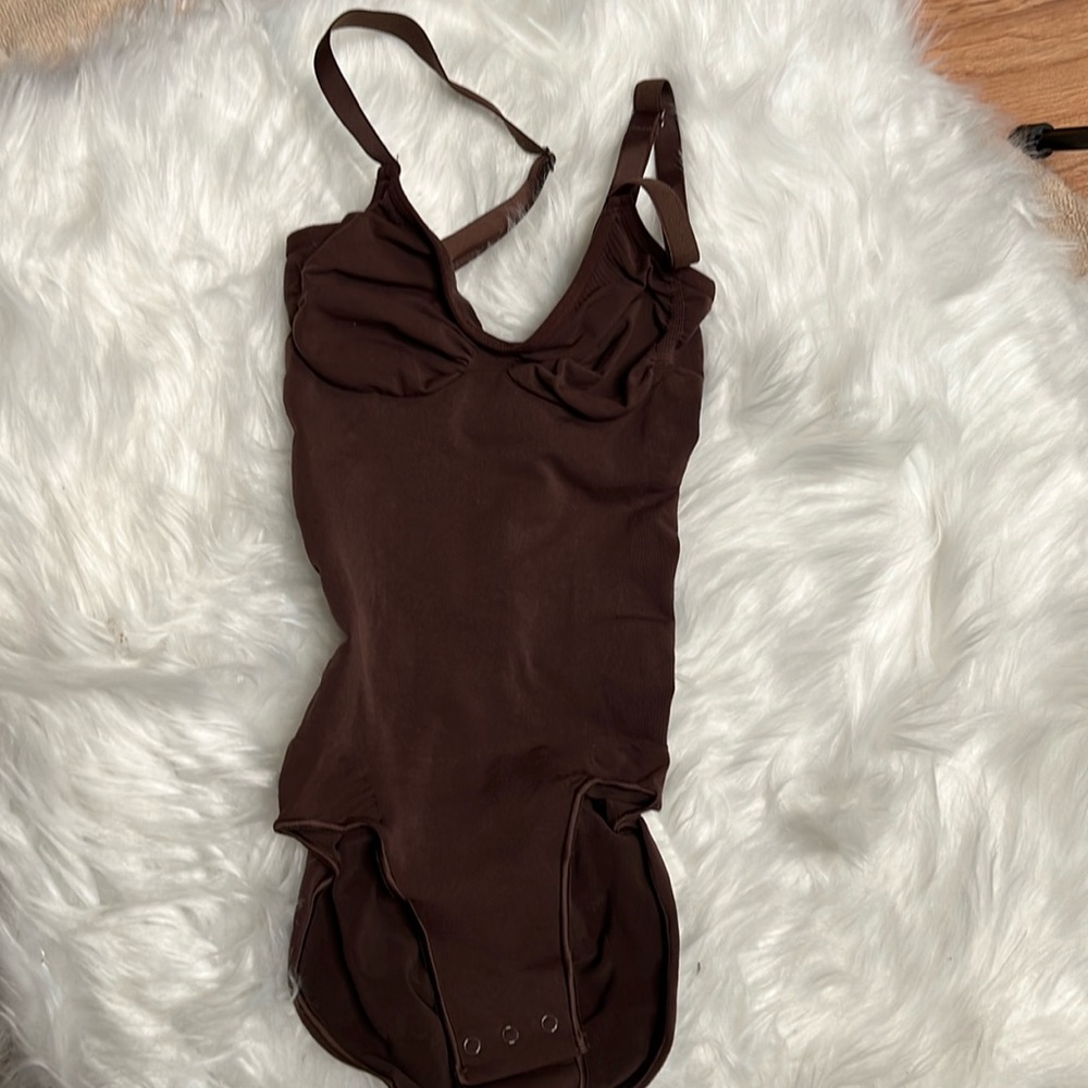 Skim Bodysuit Briefs/Brown/Sz S